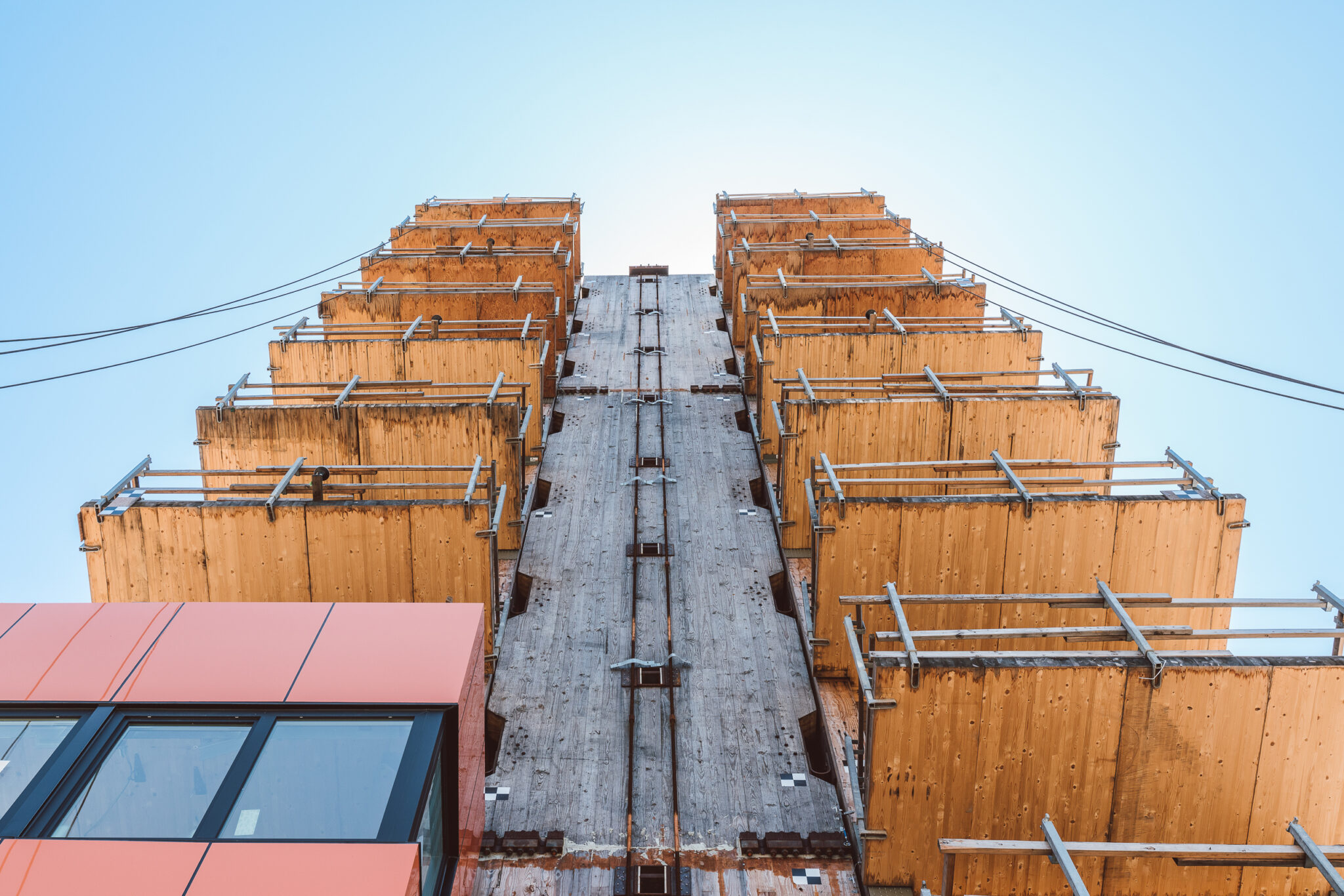 Mass Timber Tower Withstands Massive Quakes on World’s Largest Shake